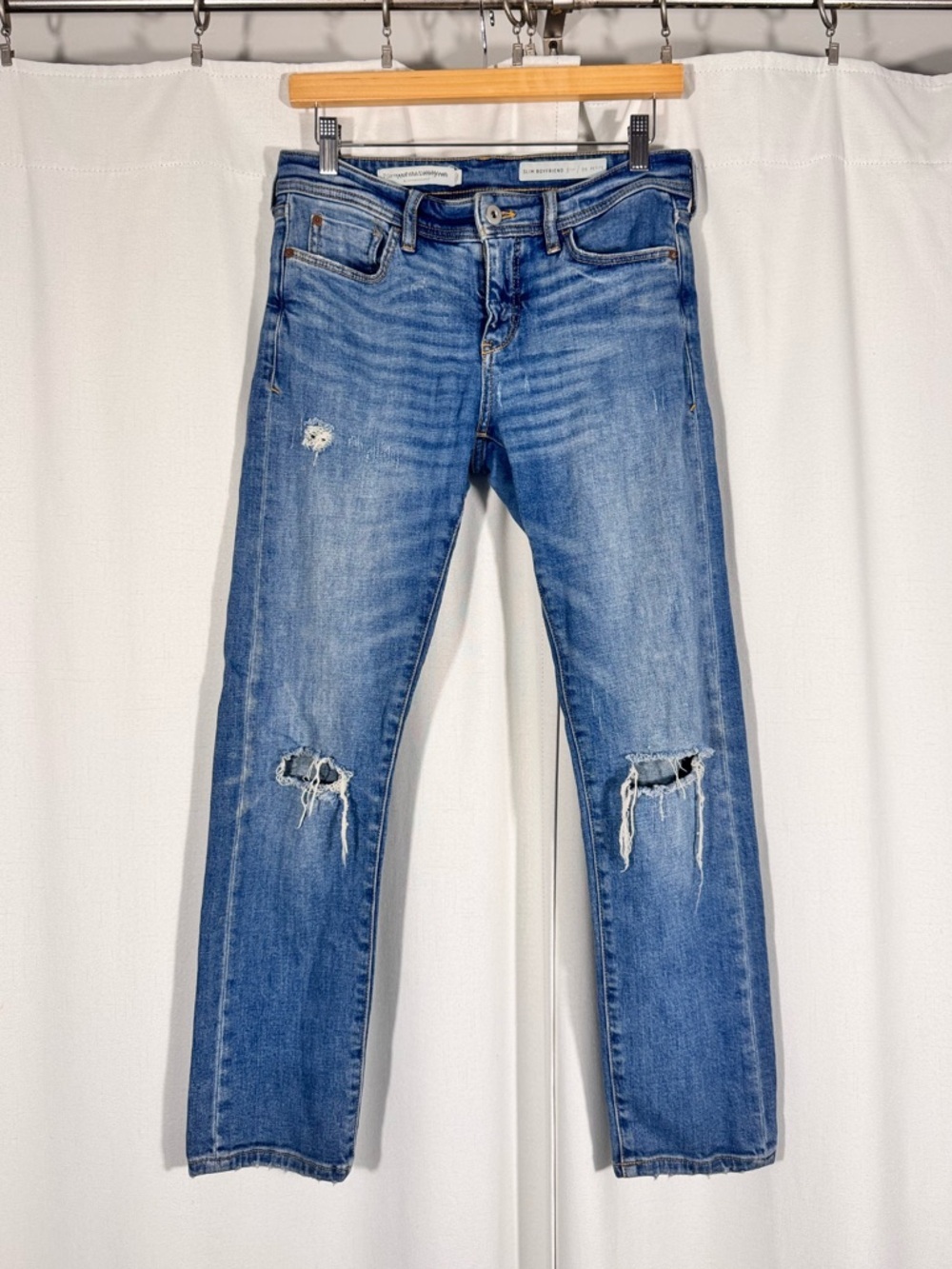 Pilcro Anthropologie Medium Wash Slim Boyfriend Jeans